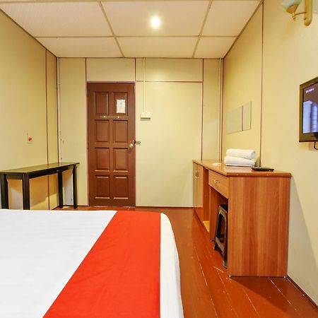 OYO 90627 Pulau Ketam Inn Klang Bagian luar foto