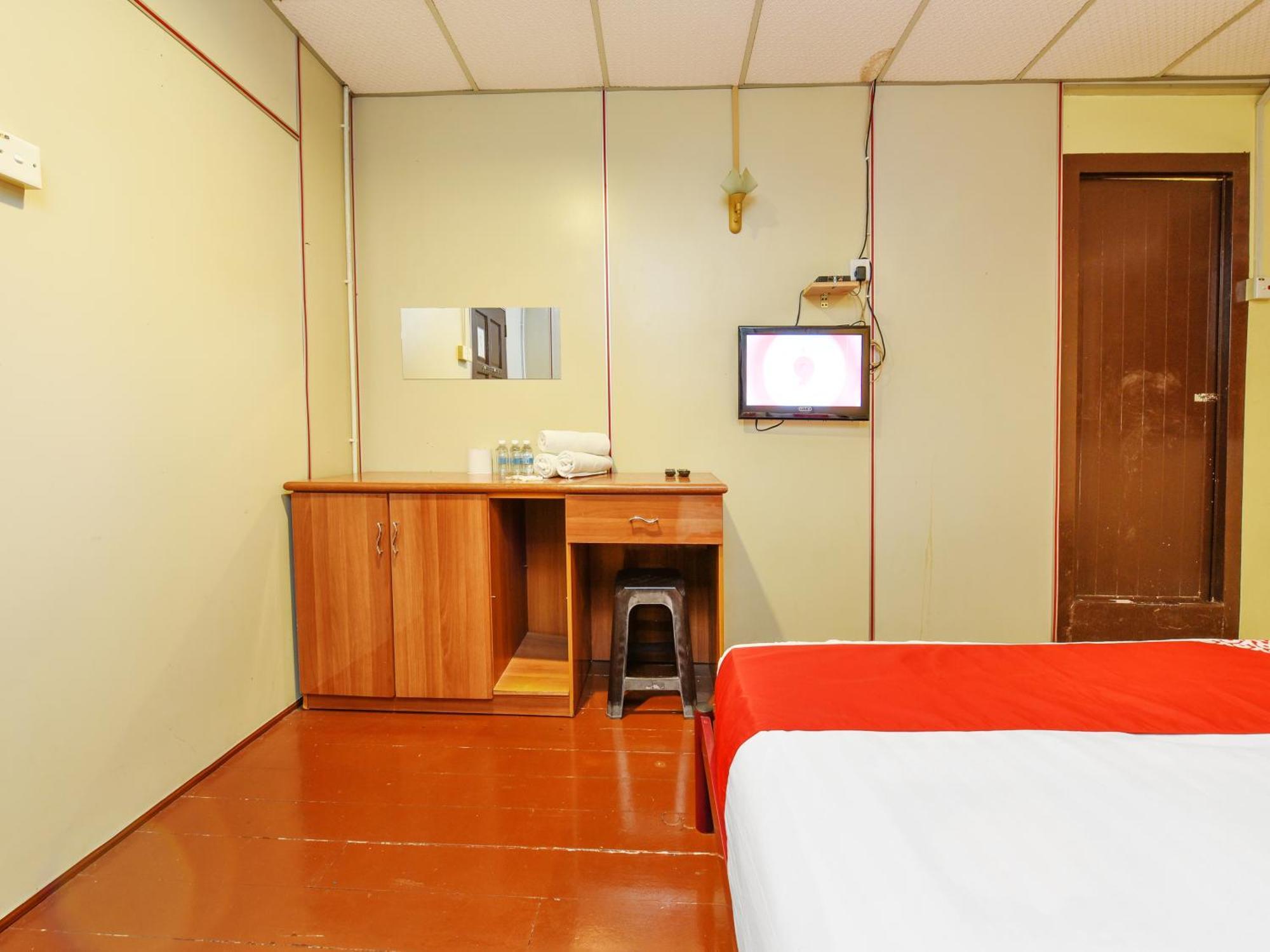 OYO 90627 Pulau Ketam Inn Klang Bagian luar foto
